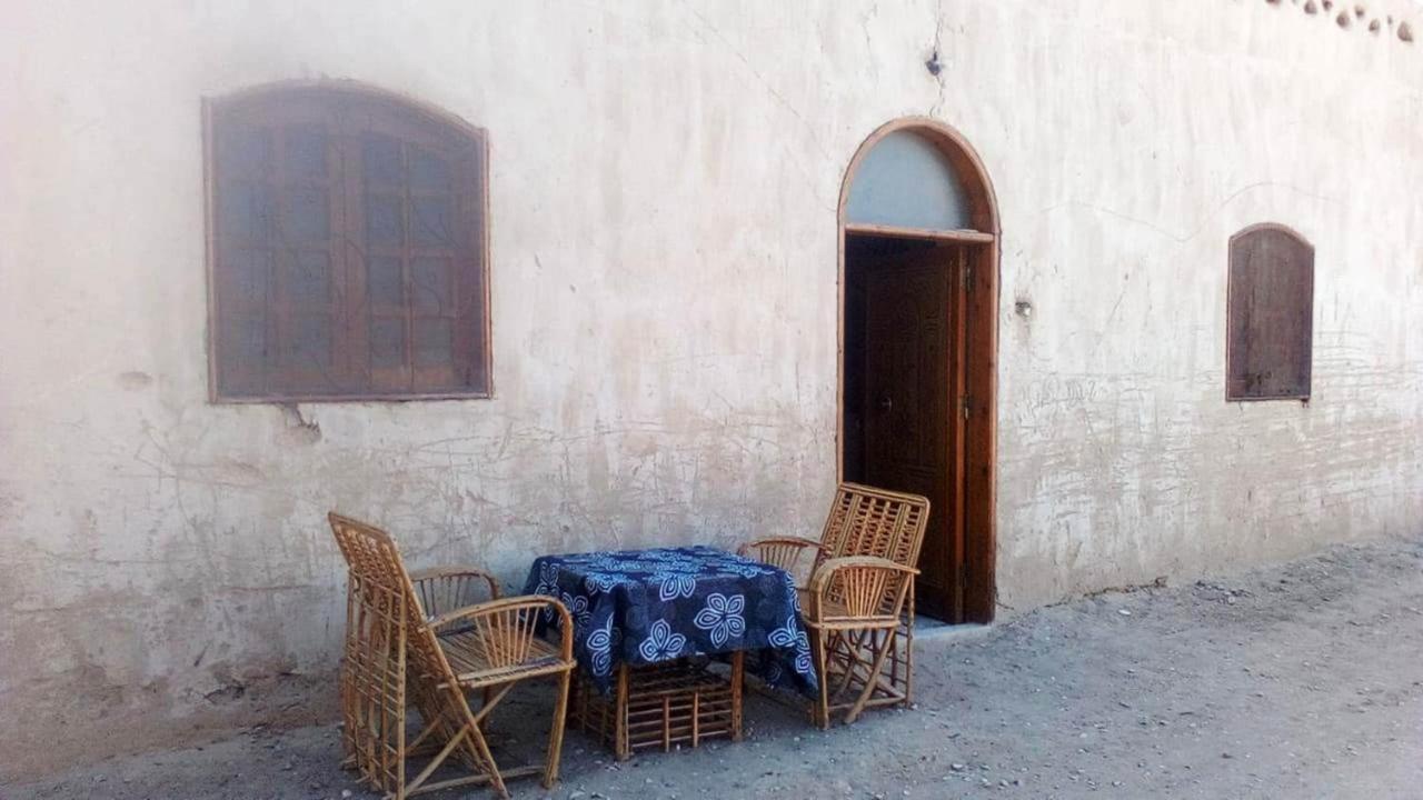 Desert Rose Apartment *